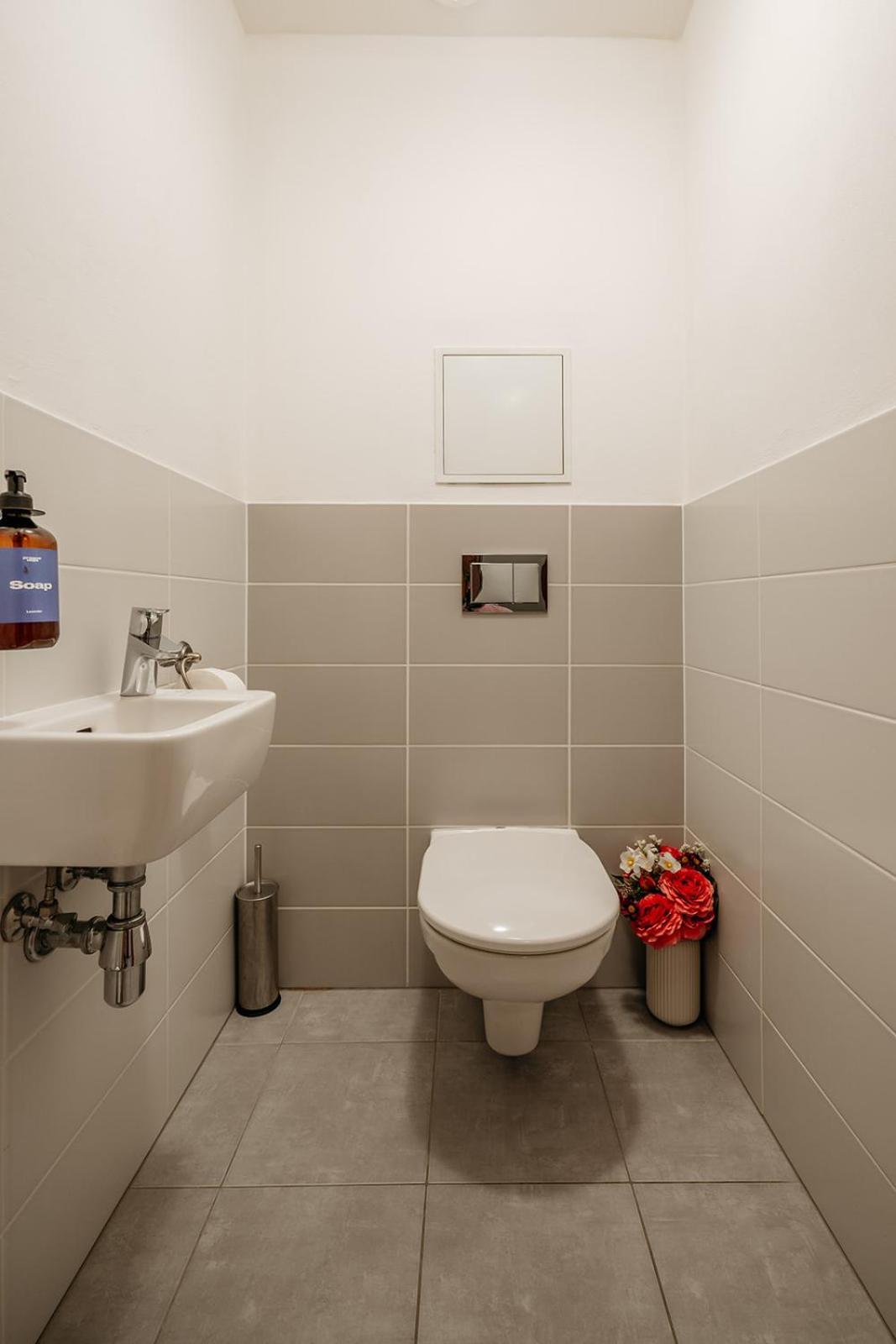 Prague Days - Bright Apartment - Balcony - Private Parking 外观 照片