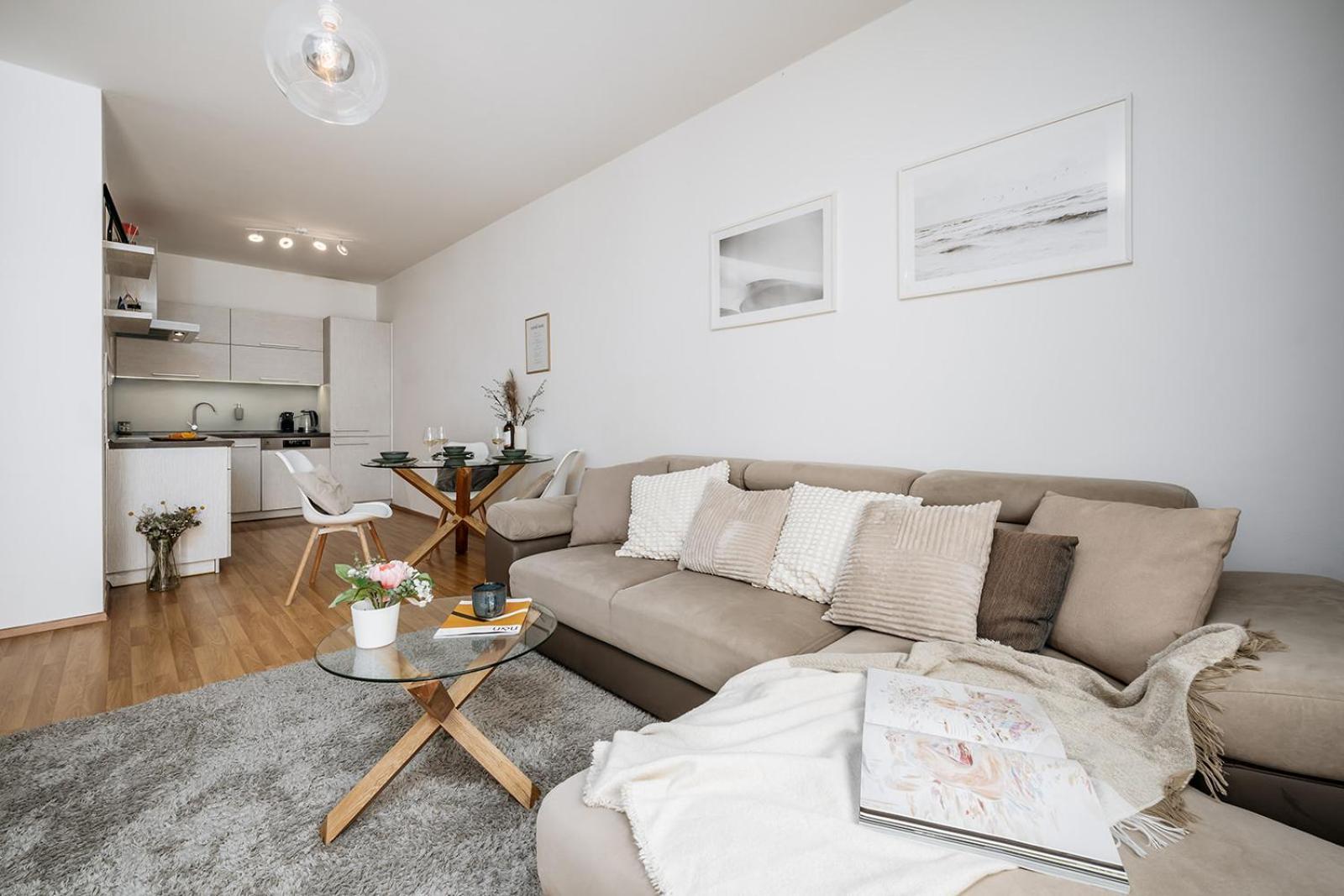 Prague Days - Bright Apartment - Balcony - Private Parking 外观 照片
